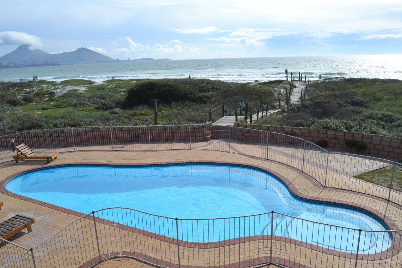 Lagoon Neptune Isle Apartment